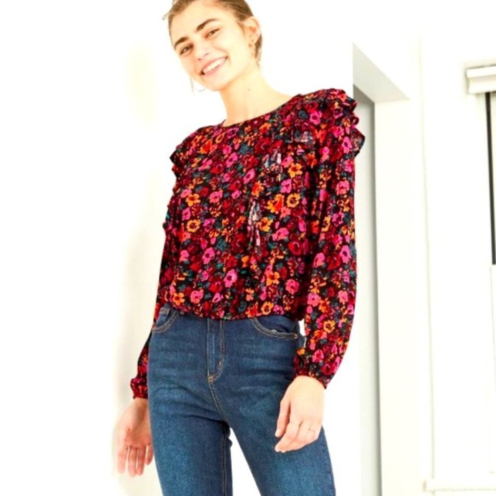 Wild Fable Womens XS Floral Blouse Long Sleeve Ruffle Shoulder Crop Top New